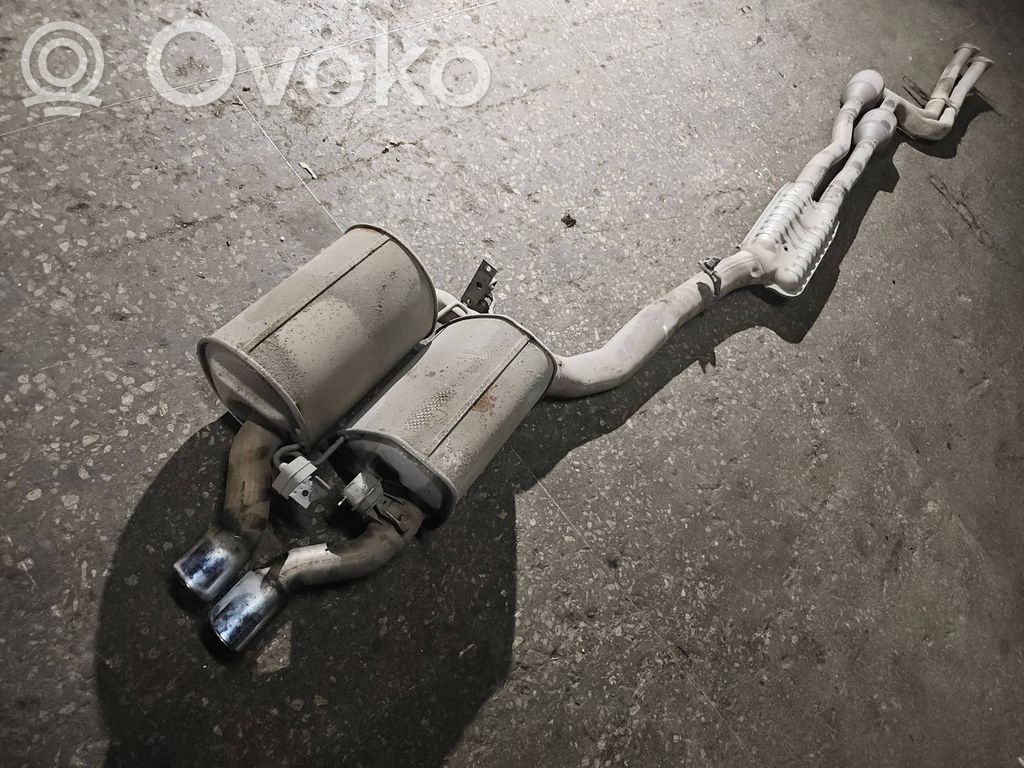 BMW 5 E60 E61 Izpūtējs 