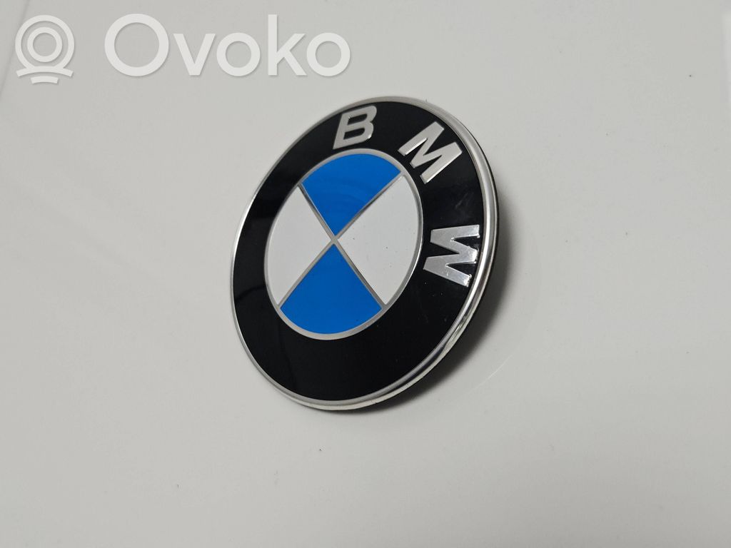 Logo, emblème, badge   8132375