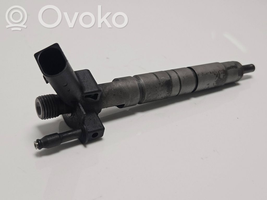 Injecteur de carburant   7797877