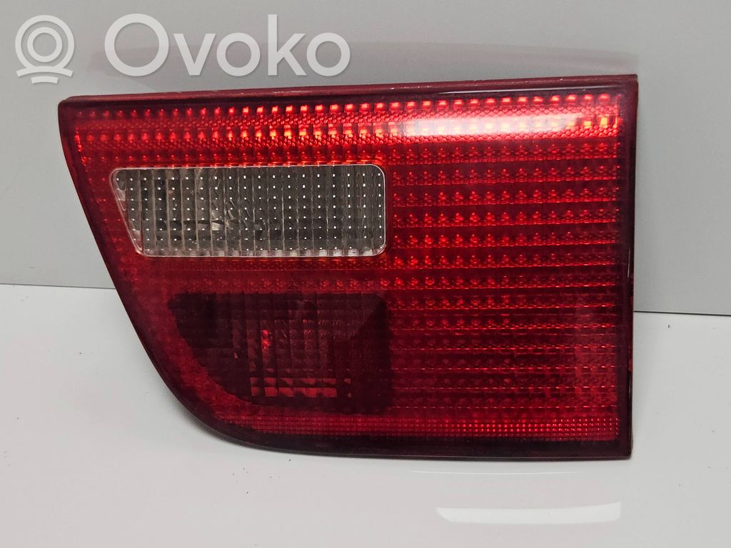 Tailgate rear/tail lights   8409012,251508