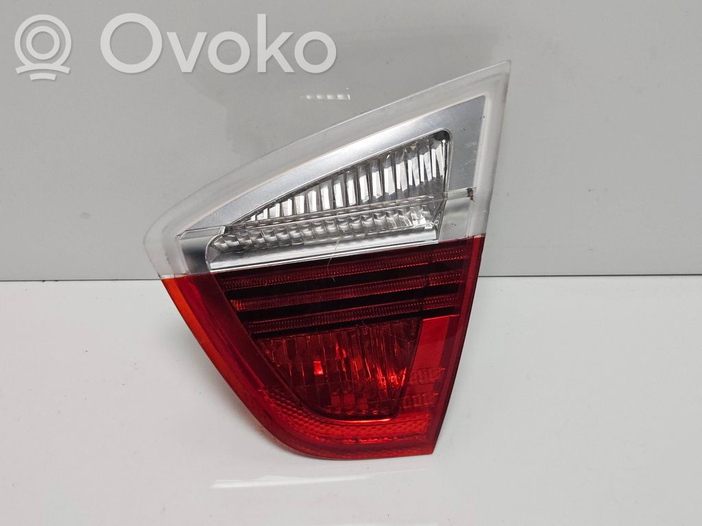 Tailgate rear/tail lights   6937460