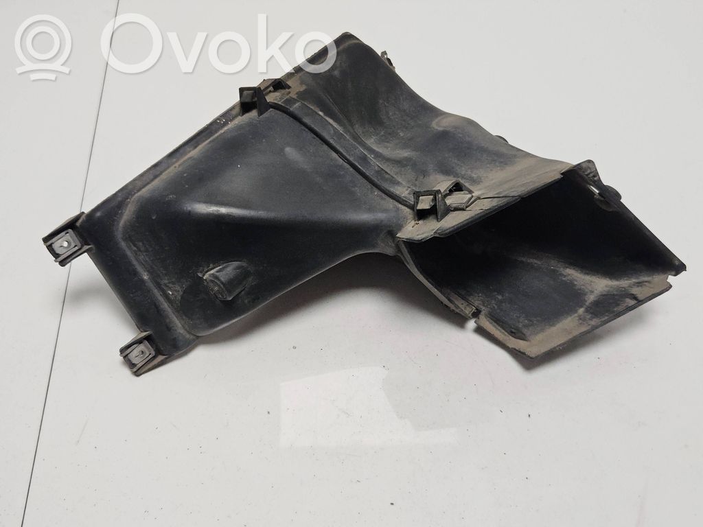 Conducto/guía del intercooler   7161434,PA630GF
