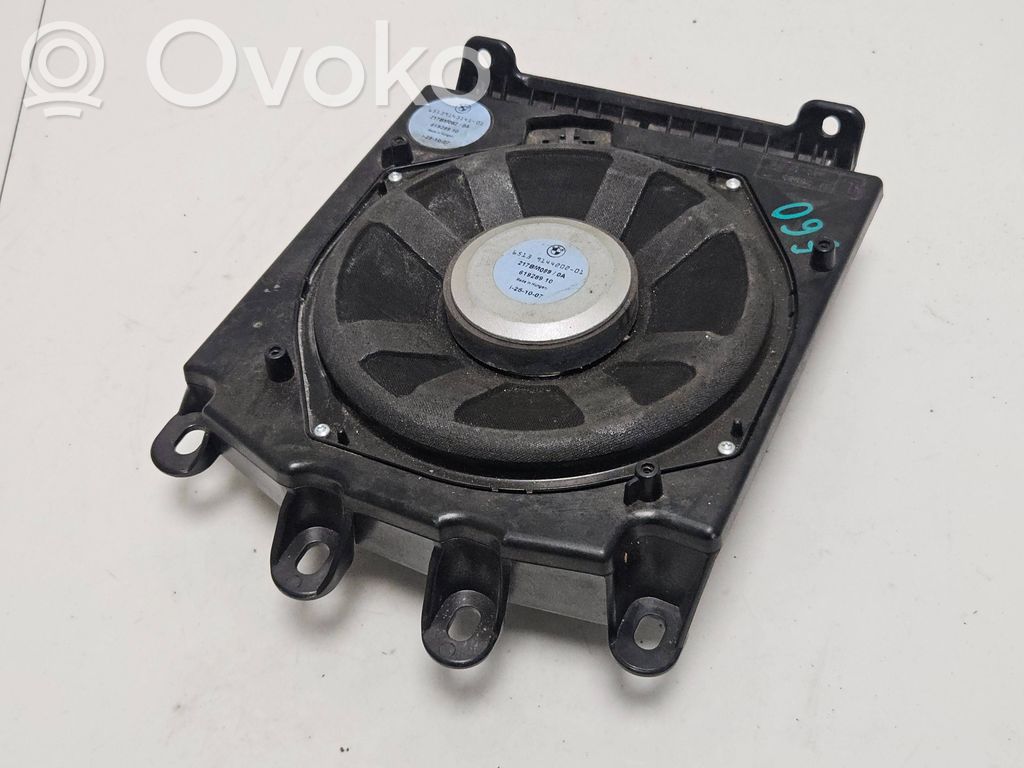 BMW 5 E60 E61 Altavoz subwoofer 
