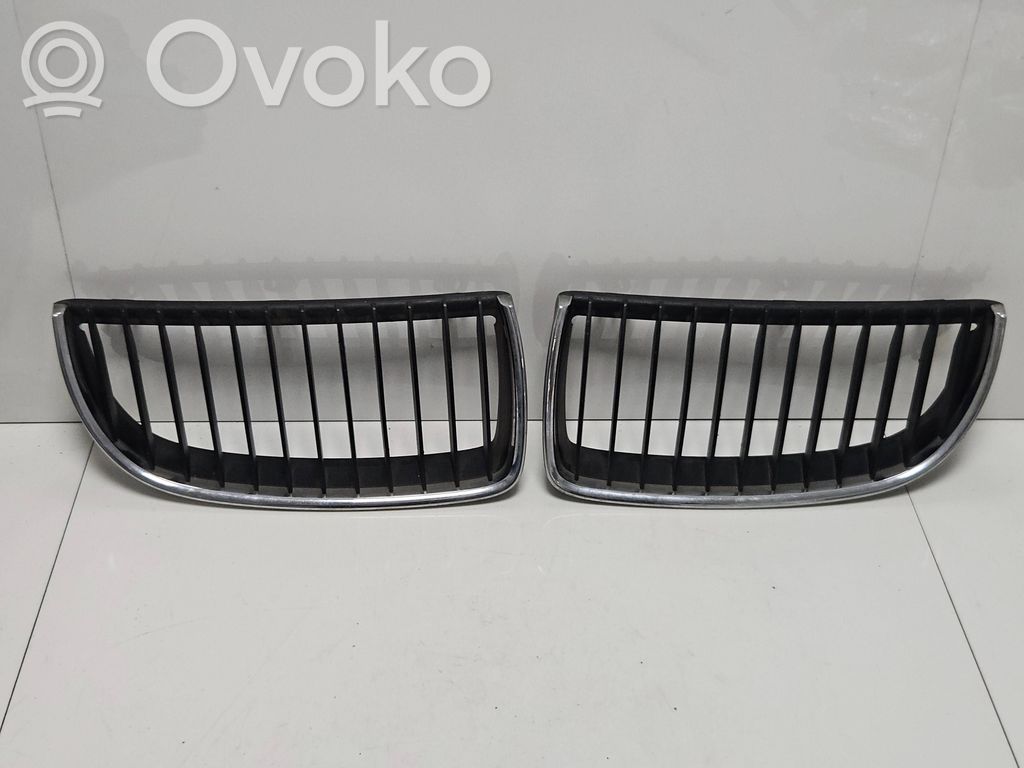 Front grill   7120007,7120008
