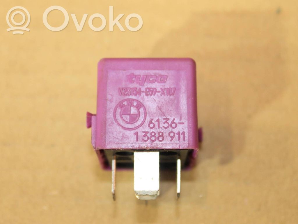 BMW X5 E53 Other relay 