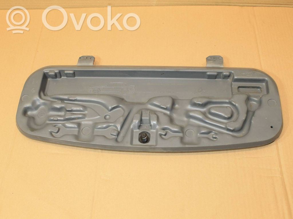 BMW 3 E46 Tool box 