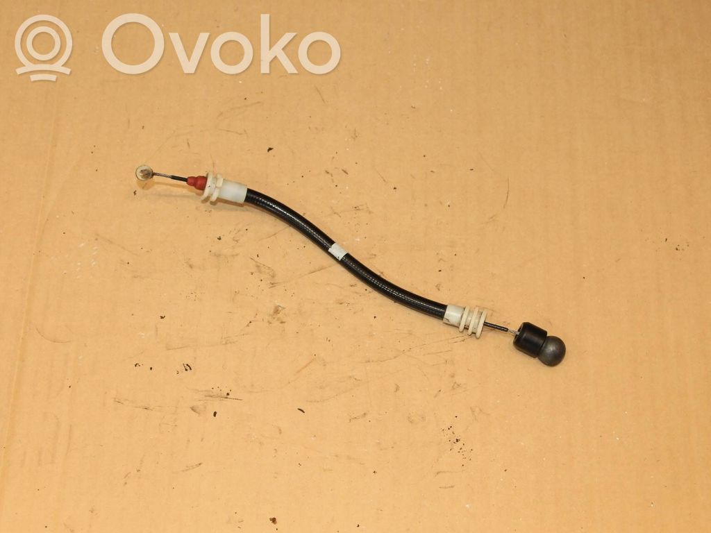Línea de cable de puerta trasera   8243636