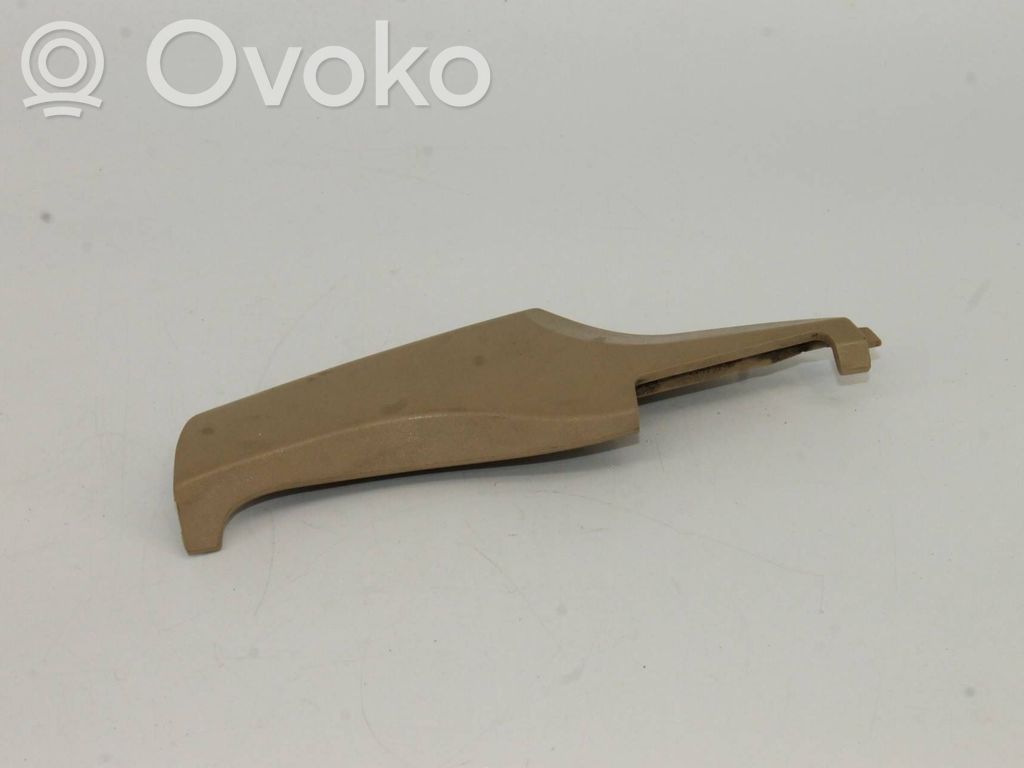 Seat trim   7118491