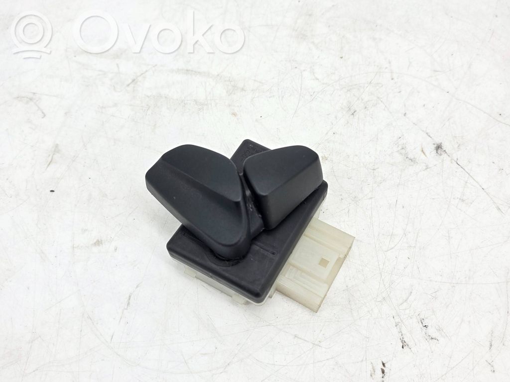 BMW 5 E60 E61 Seat control switch 