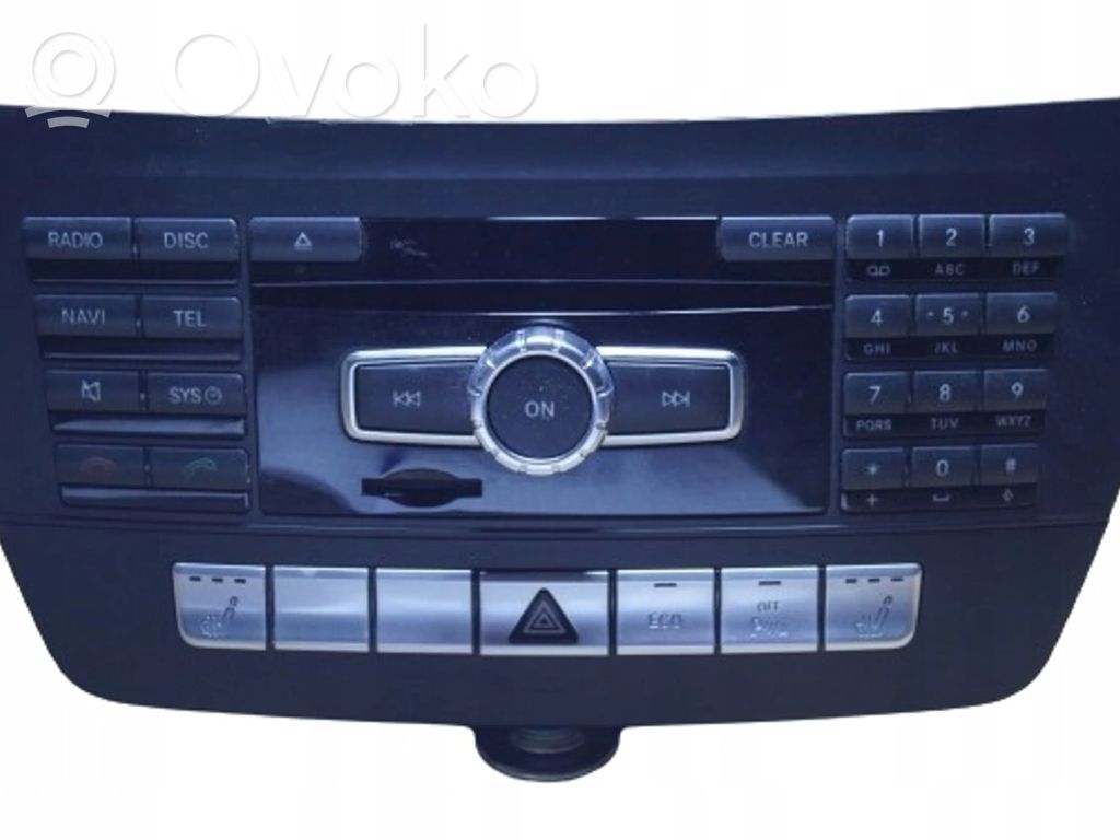 Mercedes-Benz C W204 Panel / Radioodtwarzacz CD/DVD/GPS 