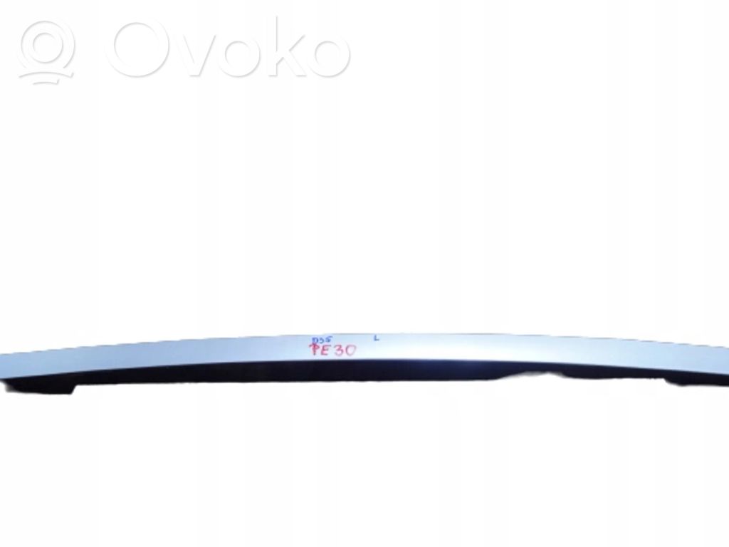 Citroen DS5 Windshield trim 