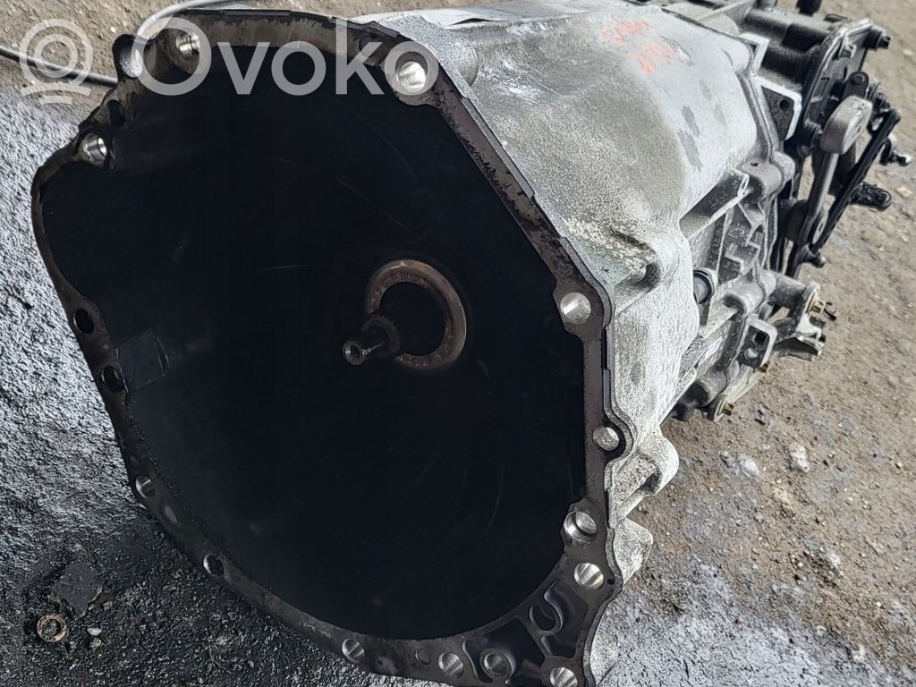 Volkswagen Crafter Cutie viteze manuală cu 7 trepte 