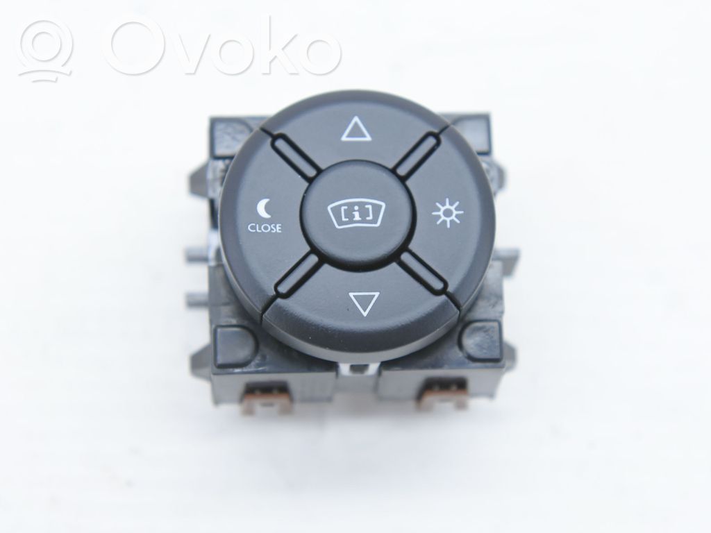 Peugeot 508 II Engine head 