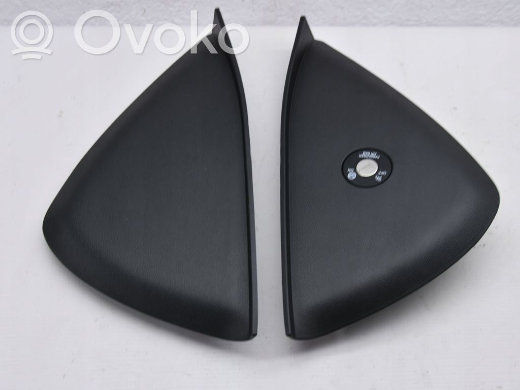 Moldura del extremo lateral de panel   591CCM