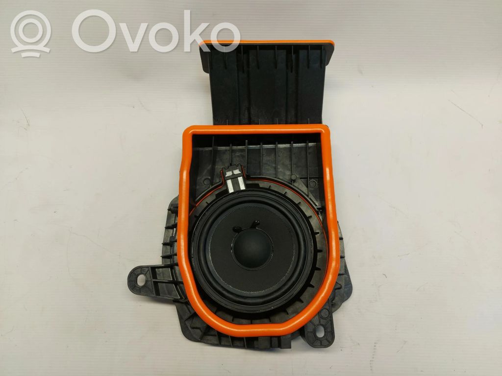 BMW X1 U11 Altavoz de la puerta delantera 
