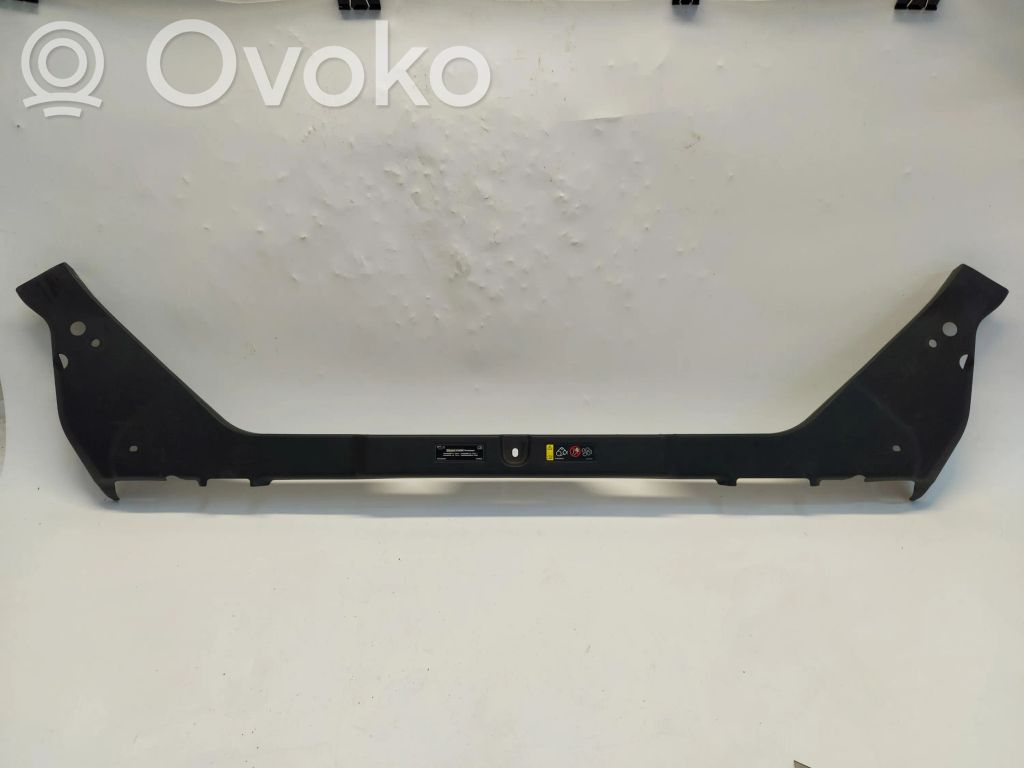 Volvo V60 Konepellin lukituksen muotolista 