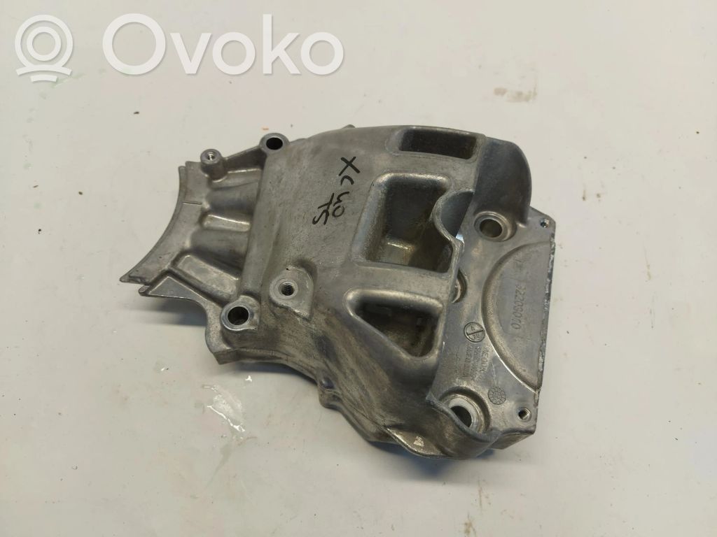 Engine mount bracket   32203010
