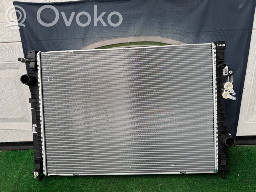 Land Rover Discovery Sport Dzesēšanas šķidruma radiators 