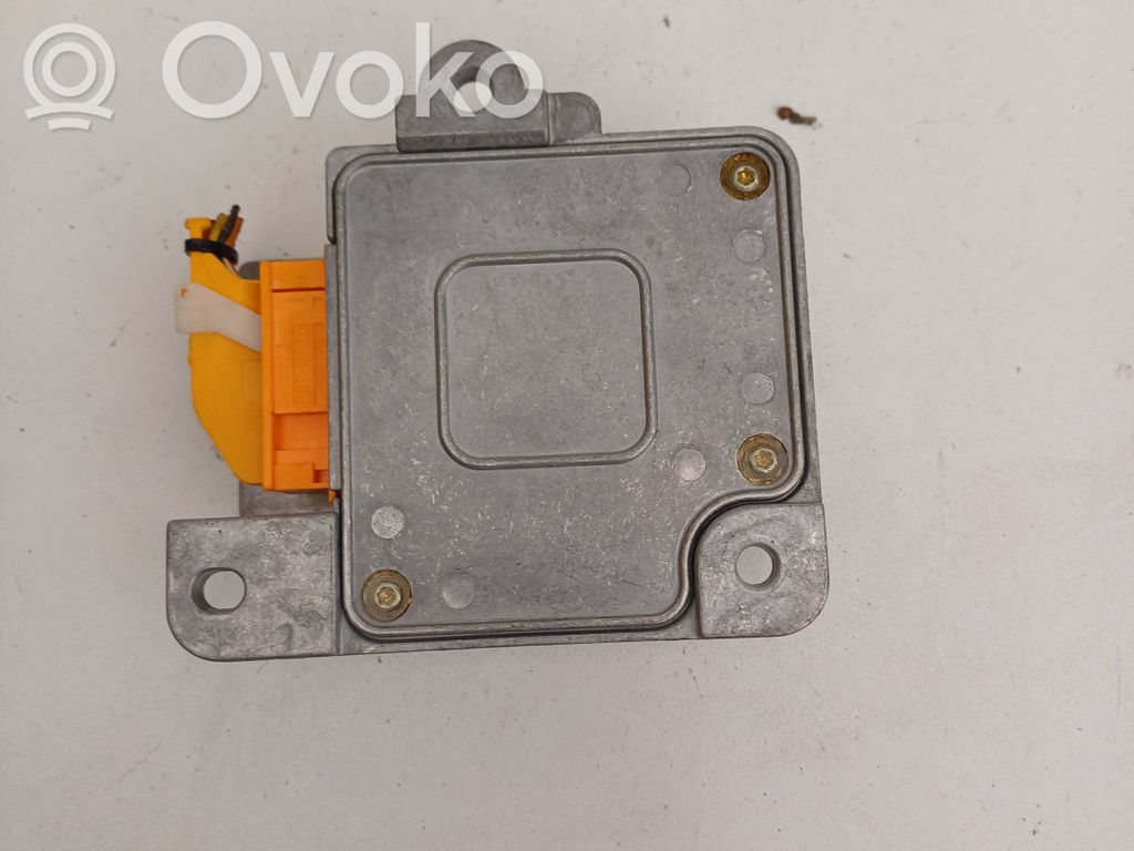 Opel Vectra B Airbag control unit/module 