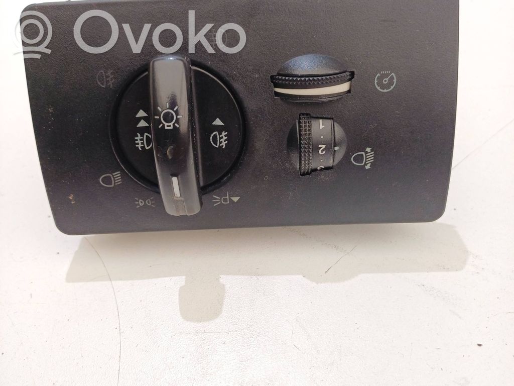 Ford Mondeo Mk III Light switch 