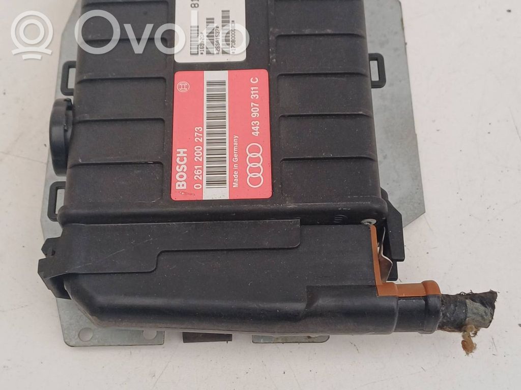 Engine control unit/module   443907311C,0261200273