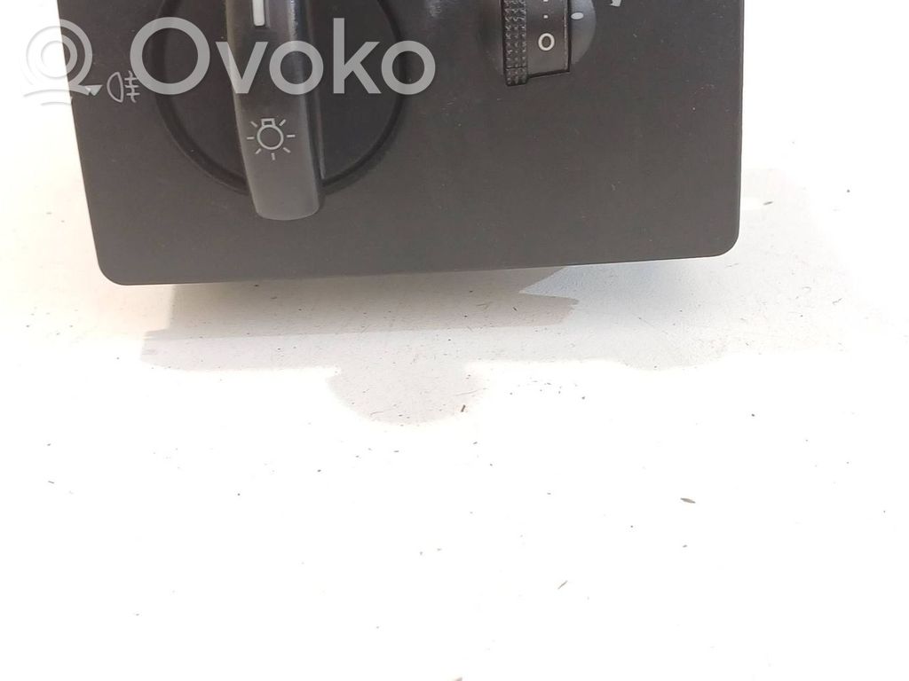 Ford Fiesta Light switch 