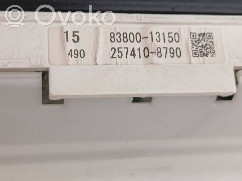 Toyota Corolla Verso E121 Speedometer (instrument cluster) 