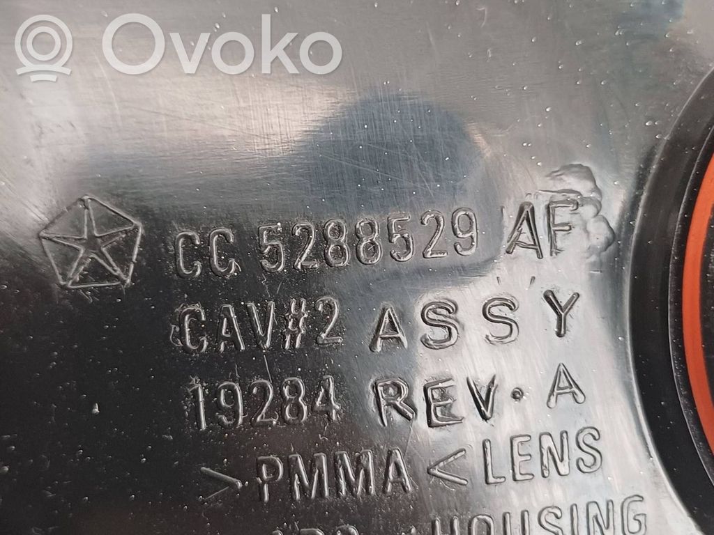 Chrysler Neon II Aizmugurējais lukturis virsbūvē 