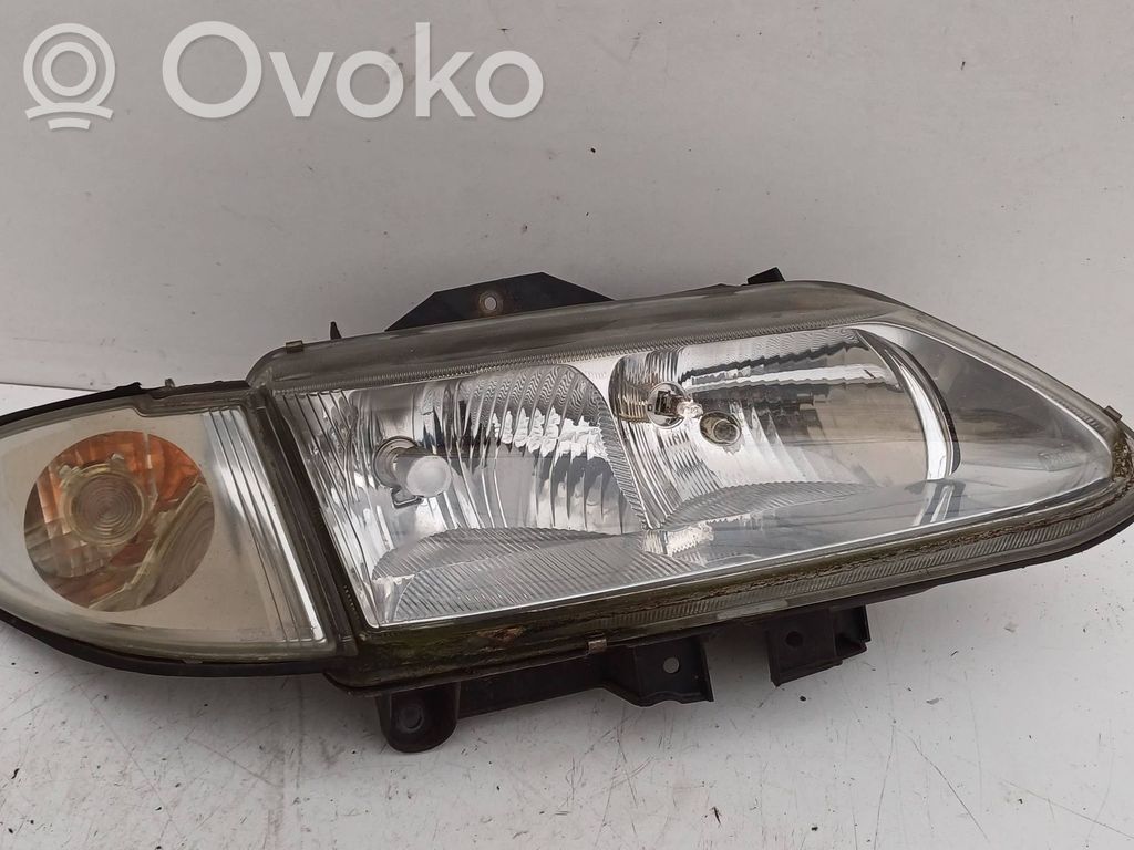 Scheinwerfer   89002587