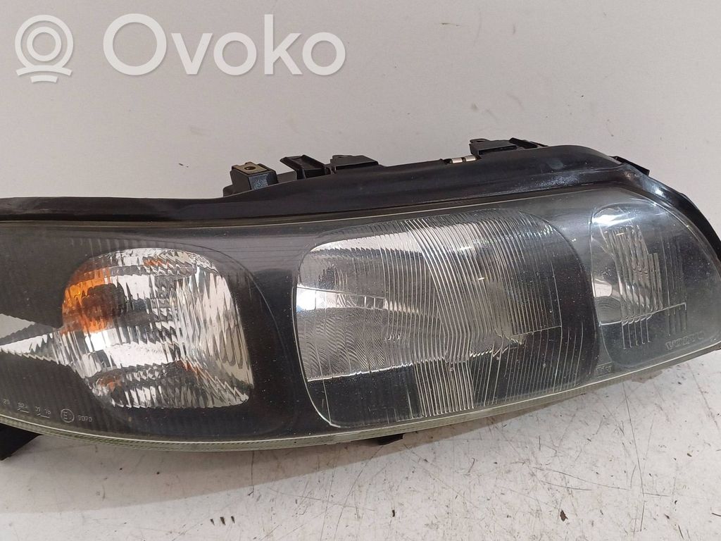 Volvo S60 Headlight/headlamp 