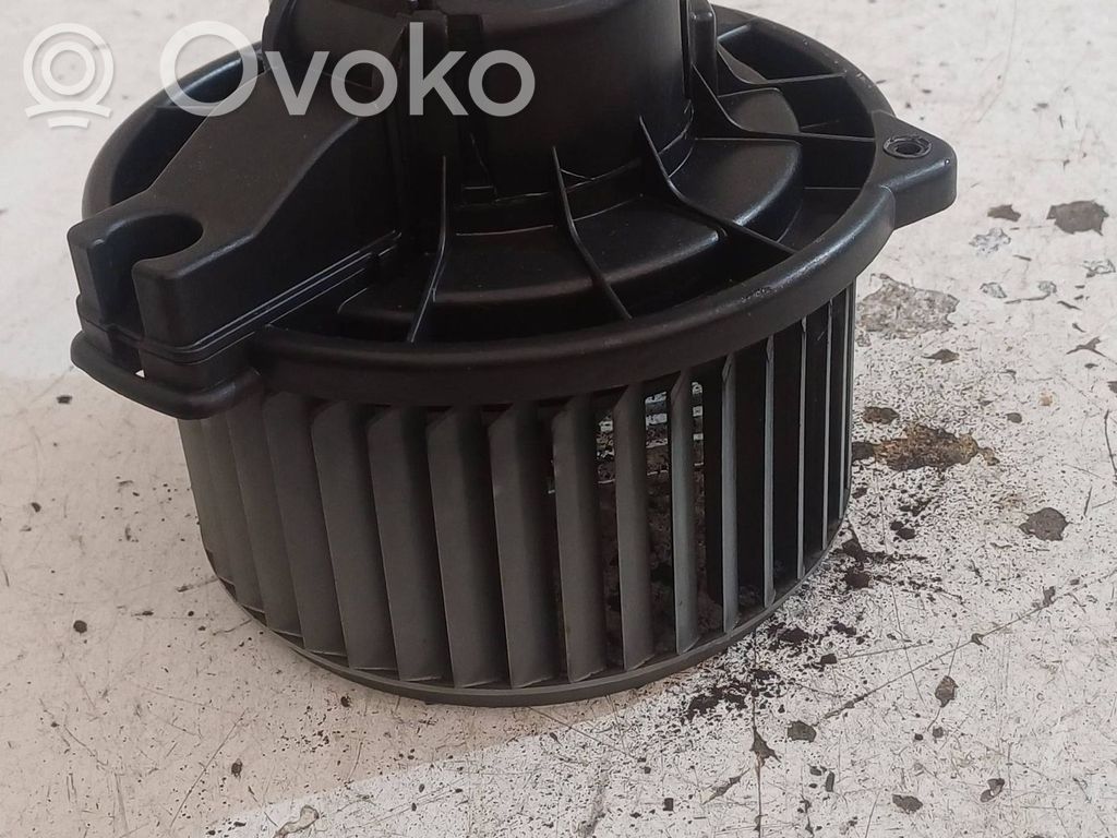 Toyota Corolla E120 E130 Mazā radiatora ventilators 