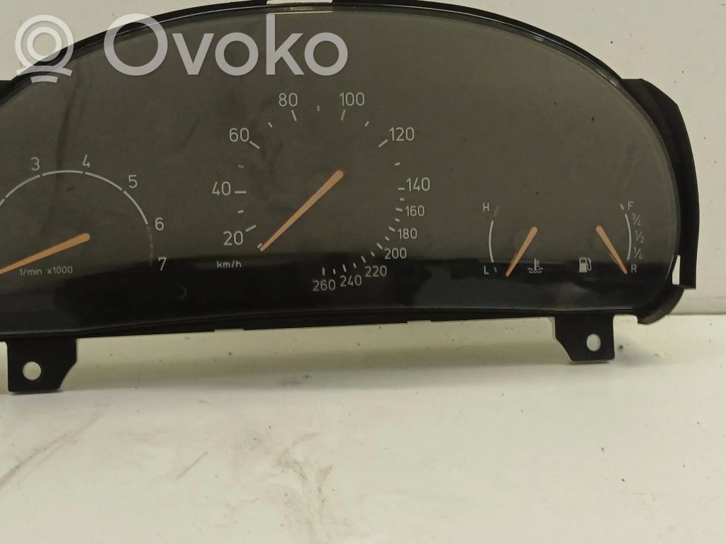 Saab 9-5 Speedometer (instrument cluster) 