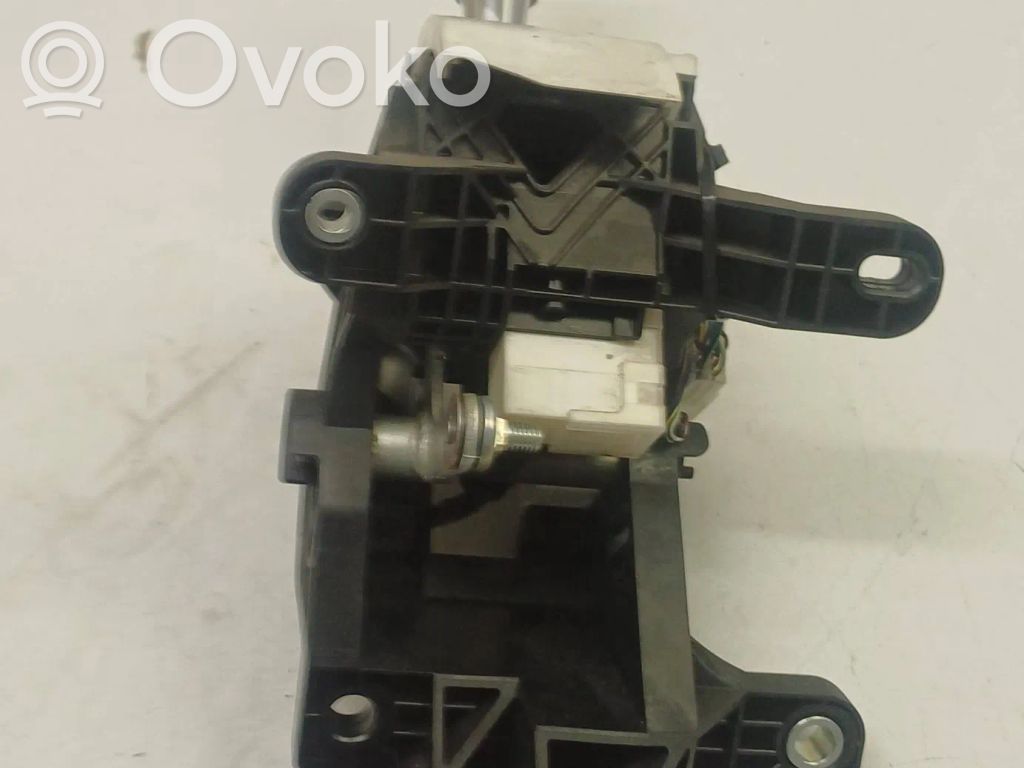 Mazda 5 Gear shifter/selector 