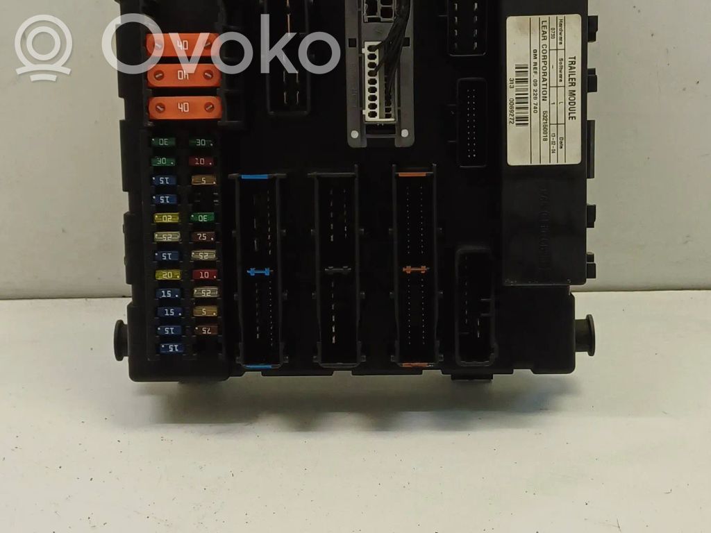 Opel Vectra C Fuse module 