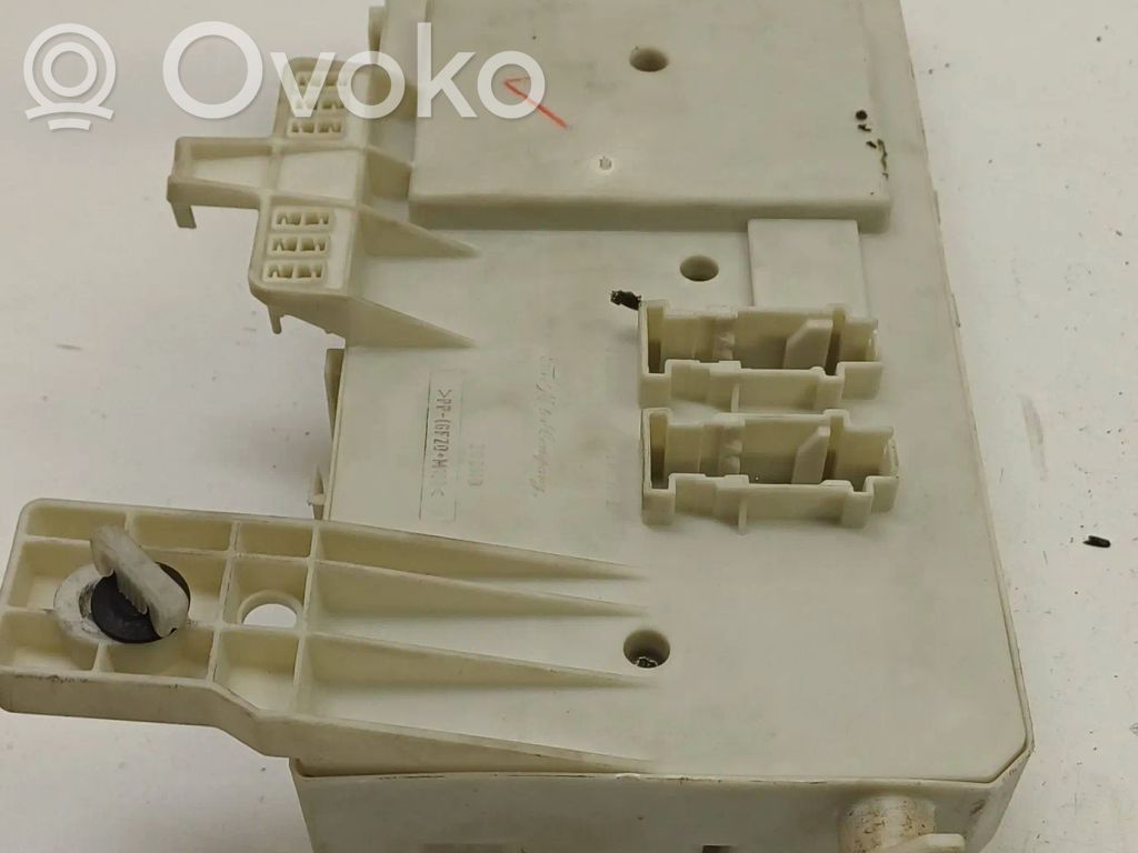 Mazda 3 I Fuse module 
