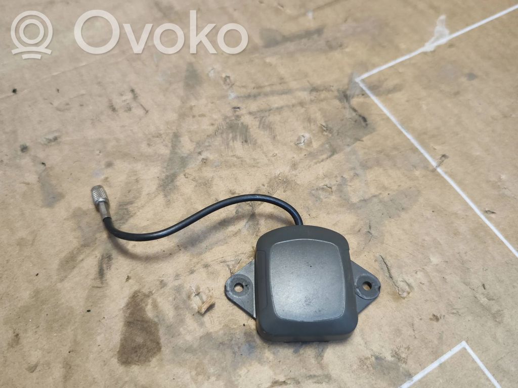 BMW 3 E46 Aerial GPS antenna 