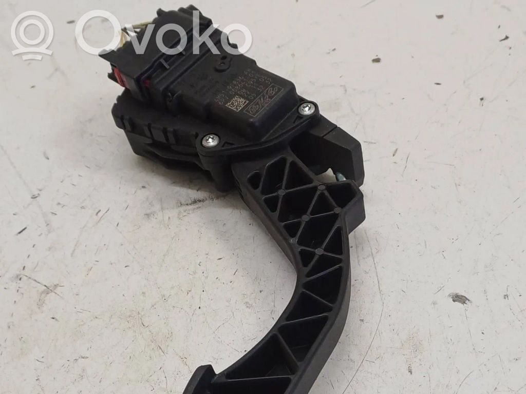 Mazda 5 Accelerator throttle pedal 