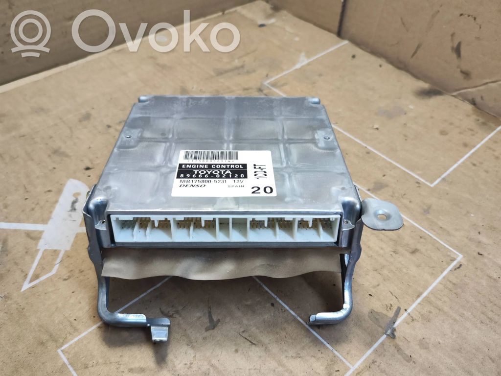 Toyota Corolla E120 E130 Engine control unit/module 