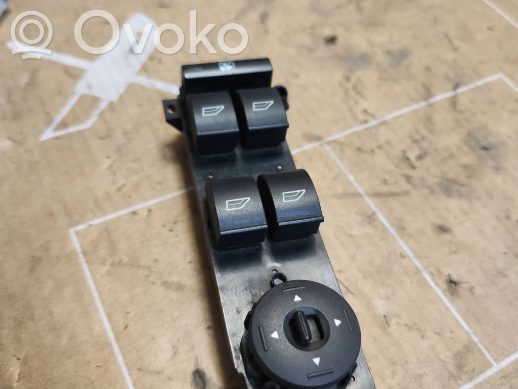 Ford Focus C-MAX Electric window control switch 