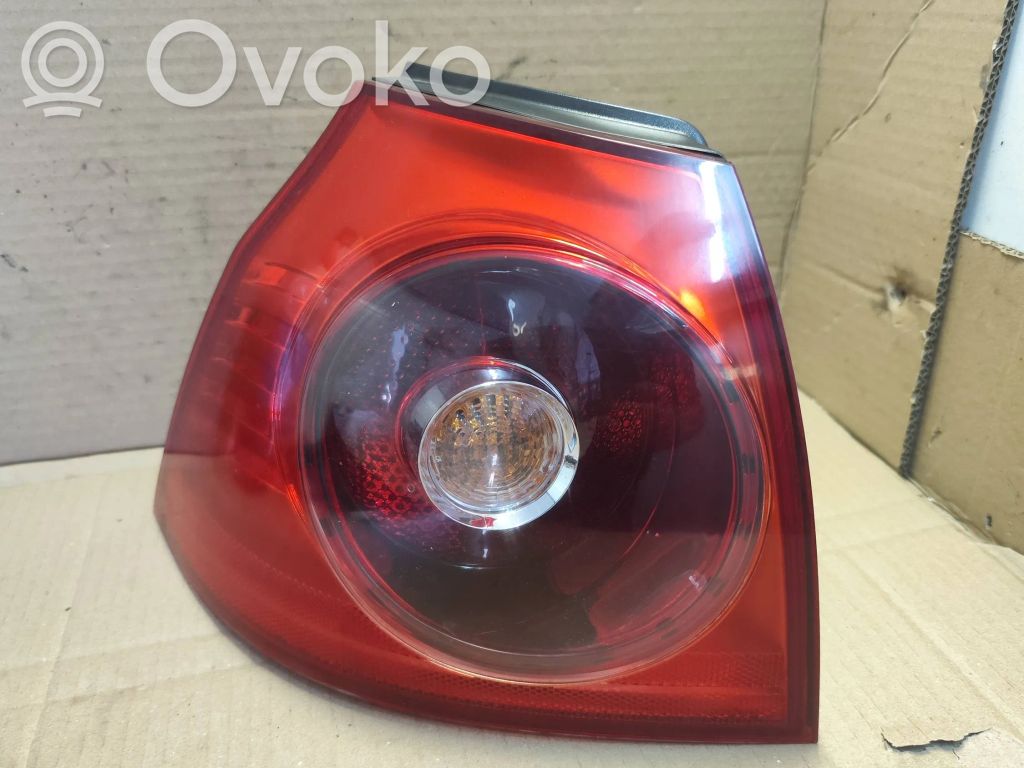 Volkswagen Golf V Lampa tylna 