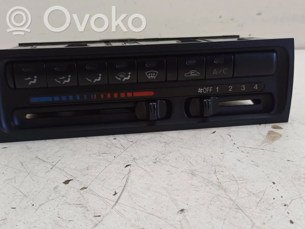 Mazda 323 F Centralina del climatizzatore 