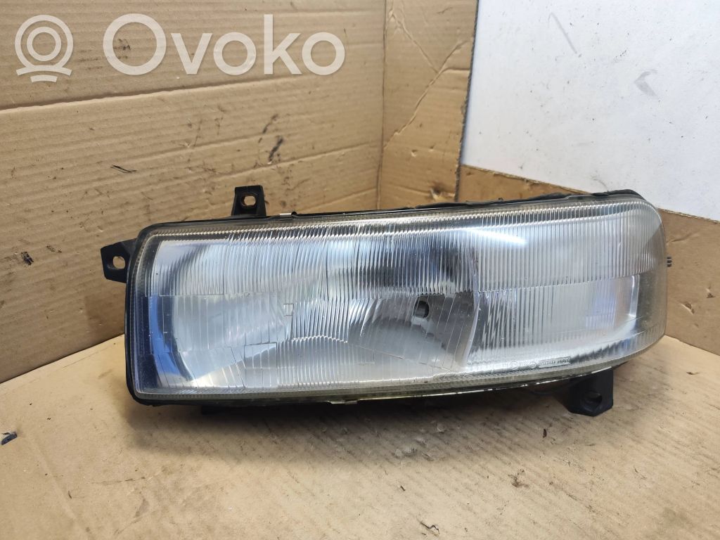 Renault Master II Headlight/headlamp 