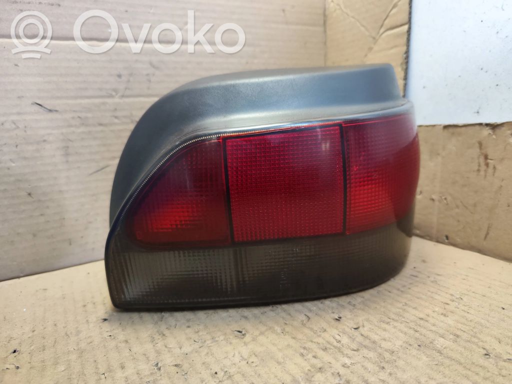 Renault Clio I Rear/tail lights 