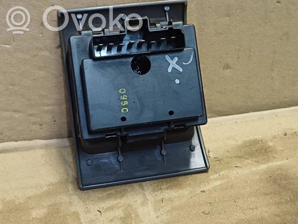 Chrysler PT Cruiser Electric window control switch 