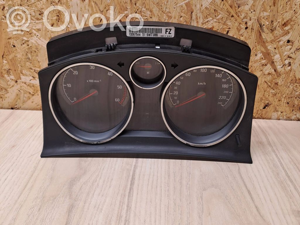Opel Astra H Licznik / Prędkościomierz 