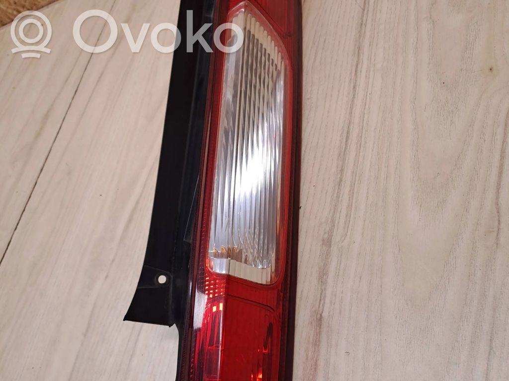 Rear/tail lights   10175,RS102,2A01