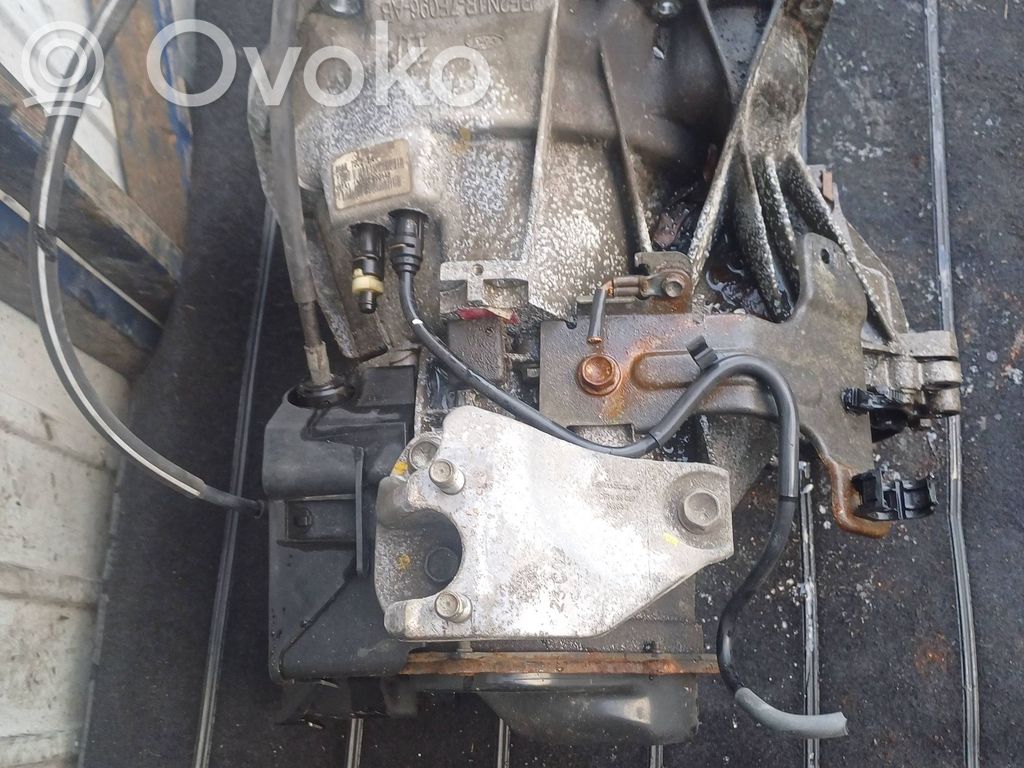 Mazda 2 Manualna 5-biegowa skrzynia biegów 