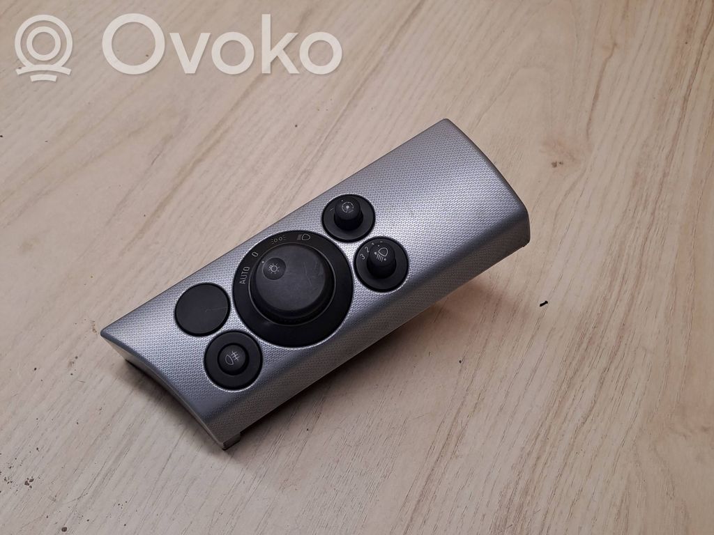 Opel Astra H Light switch 