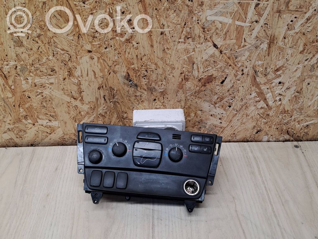 Volvo XC70 Climate control unit 
