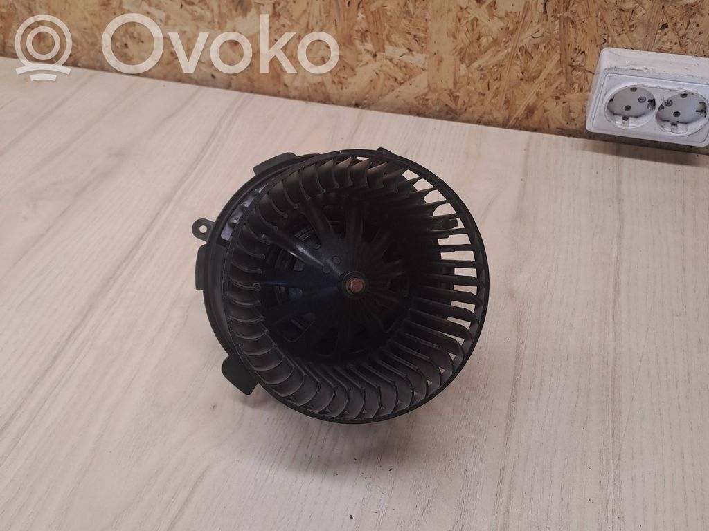 Peugeot 307 Mazā radiatora ventilators 